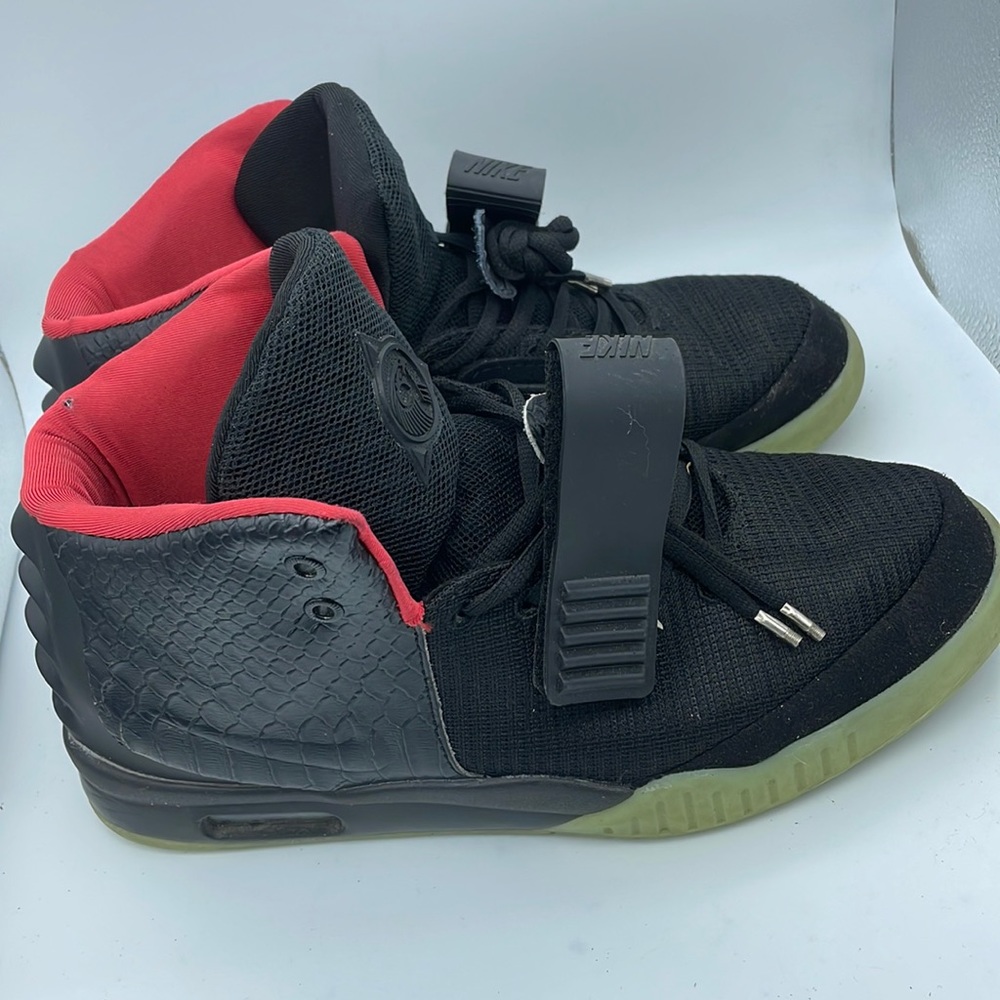 Nike Air Yeezy 2 NRG Solar Red - Picture 1 of 14